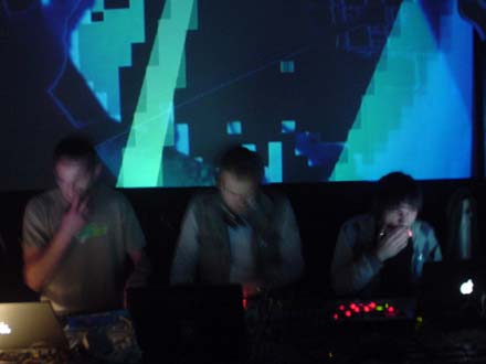 funkstorung vs eavesdropper live